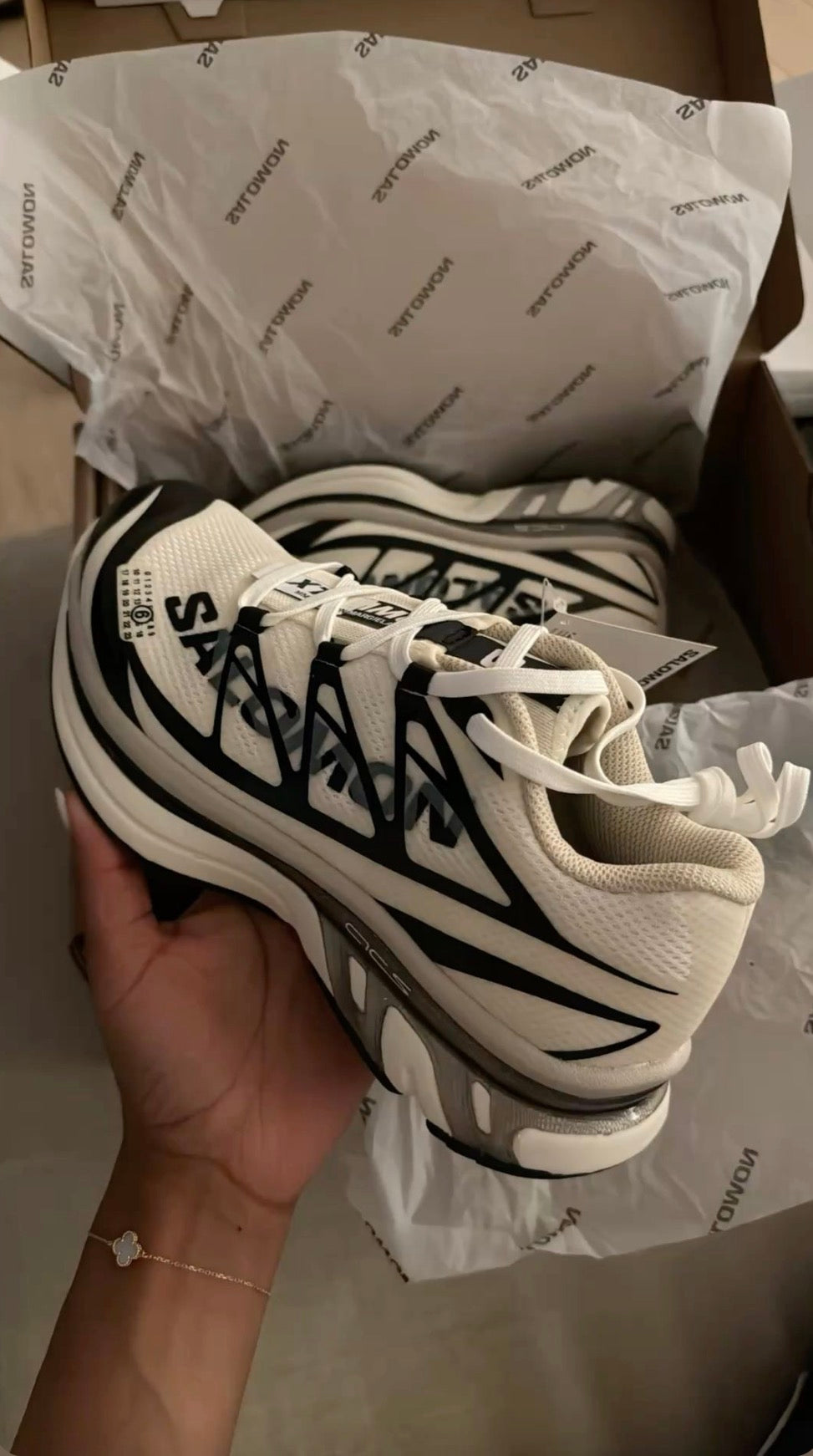 SALOMON MAISON MARGIELA